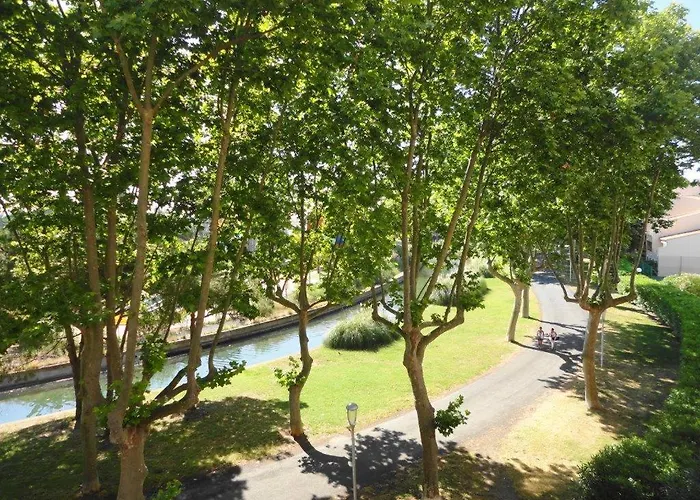 Antinea Joli T2 Piscine Proche Richelieu Cap D'agde Apartamento *