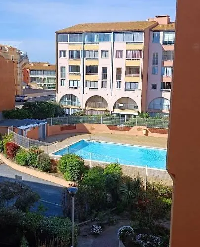 Antinea Joli T2 Piscine Proche Richelieu Cap D'agde *